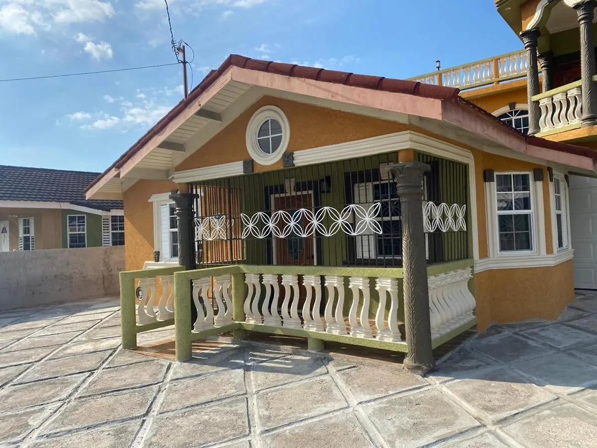 Holiday home Chamrick'S Palace Villa Florence Hall